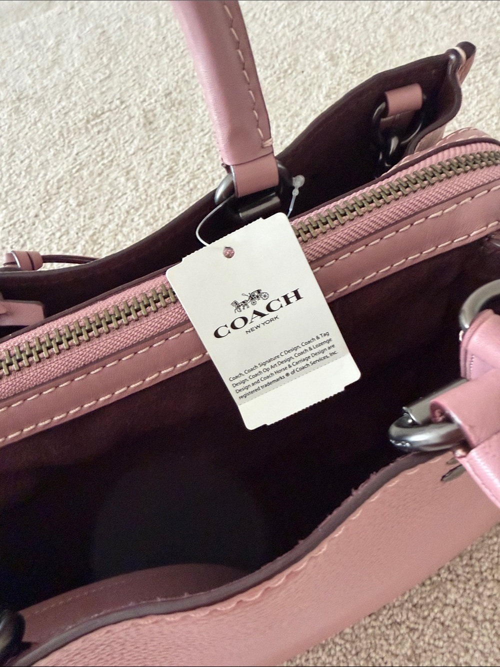 Coach rogue 30 Pebbled Leather suede bag with studs and tea roses - Picture 10 of 16